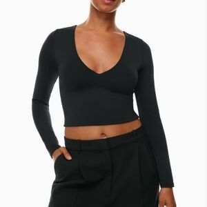 Babaton | V Neck Long Sleeve Nylon Top